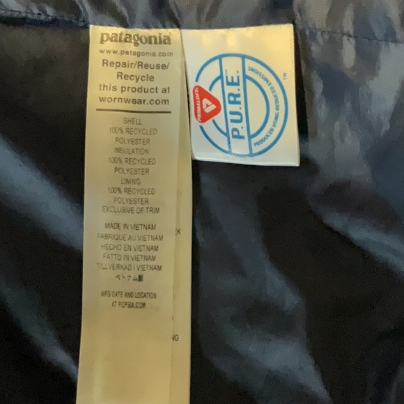 Patagonia Women's Dark Blue Puffer Jacket 1800 Tequila Logo - Picture 5 of 7